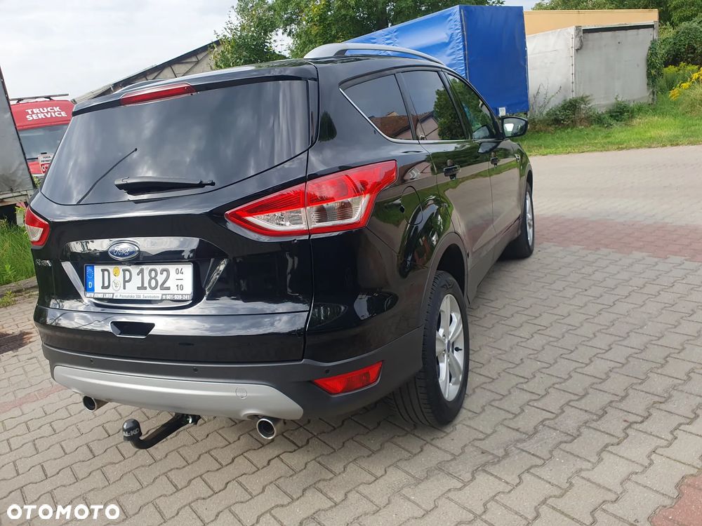 Ford Kuga 2.0 TDCi 4x4 Titanium - 4