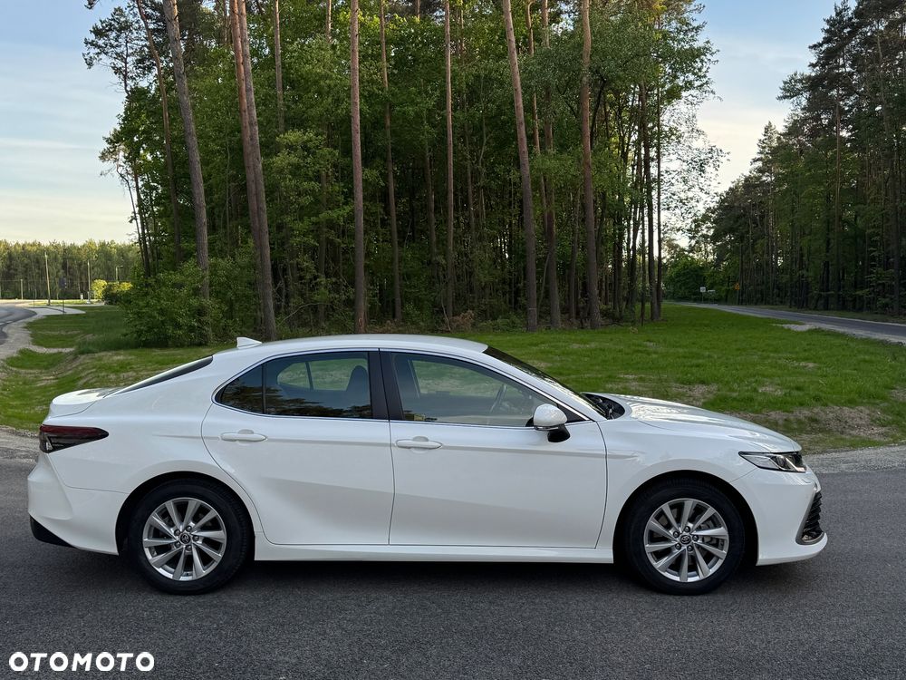Toyota Camry 2.5 Hybrid Comfort CVT - 5