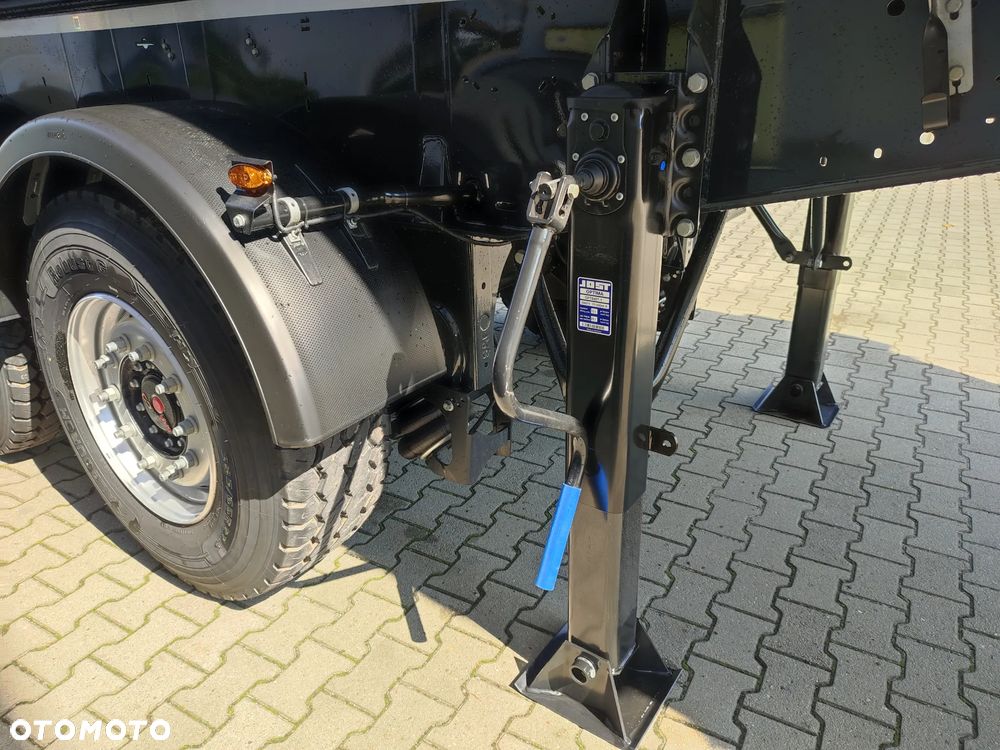 Schwarzmuller SK - 9