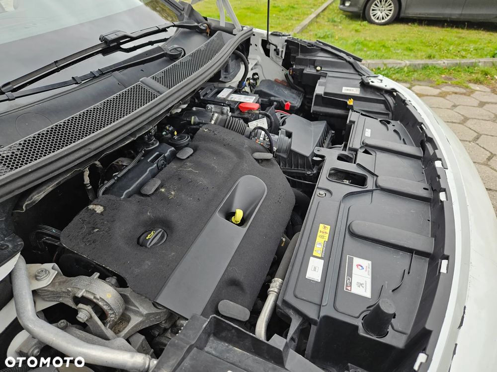 Peugeot 5008 2.0 BlueHDi GT Pack S&S EAT8 - 34