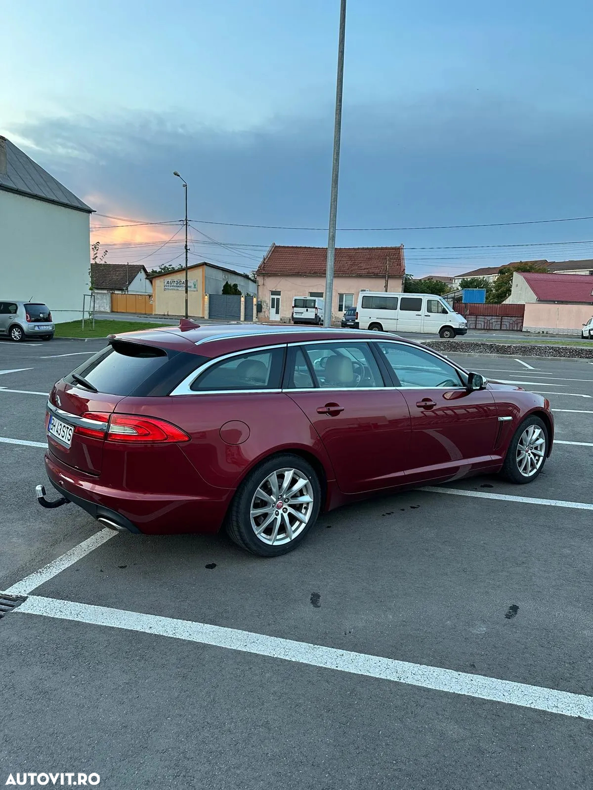 Jaguar XF 2.2 Diesel Sportbrake - 10