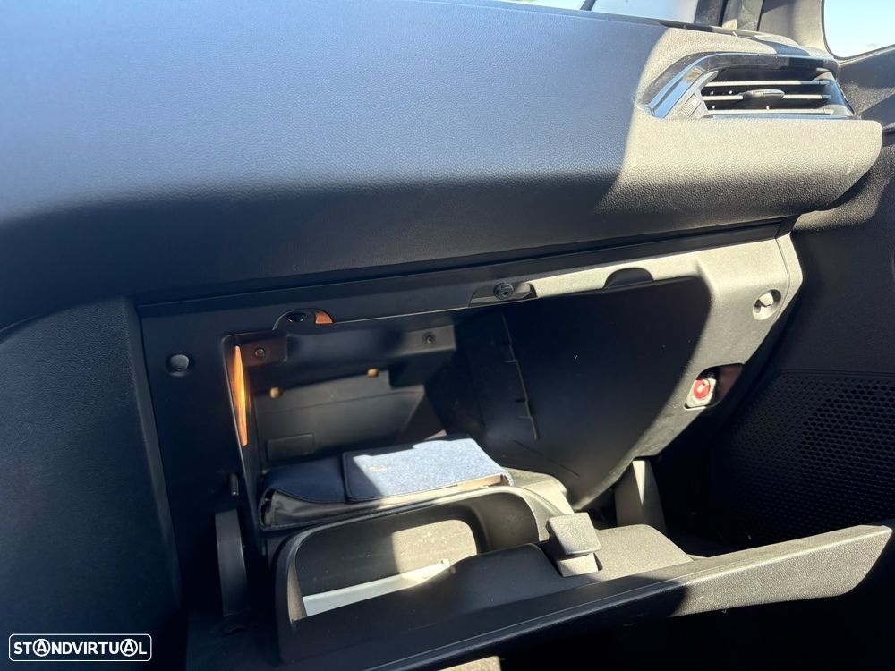 Peugeot 208 82 VTI Active - 18
