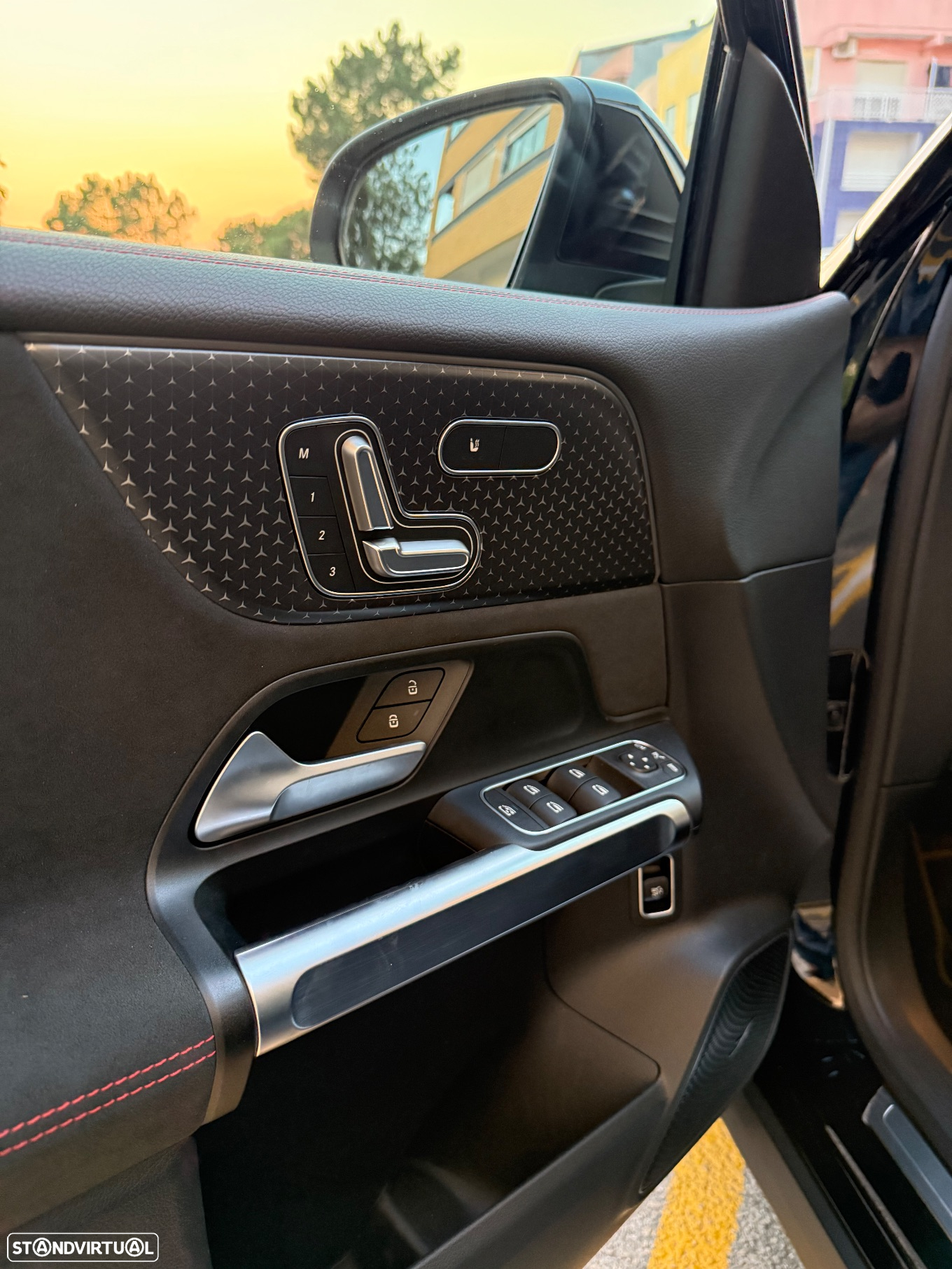 Mercedes-Benz EQB 250 AMG Line - 22