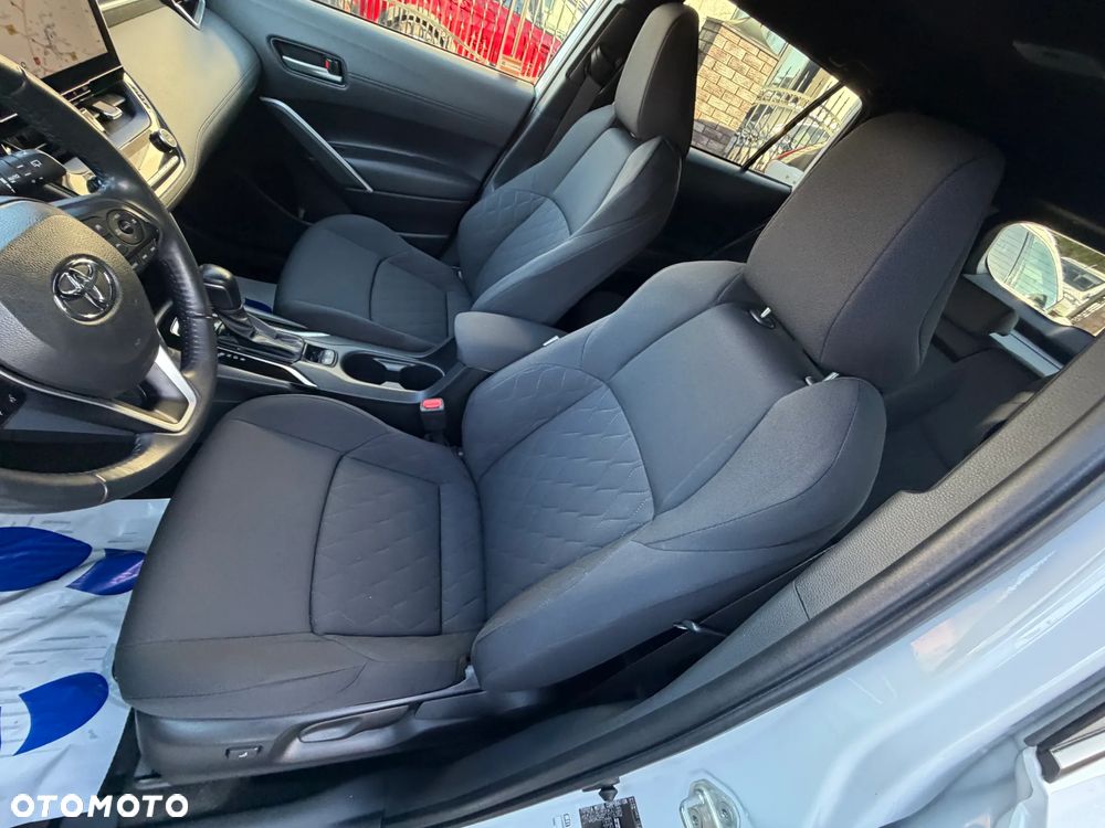 Toyota Corolla Cross 2.0 Hybrid Comfort - 11