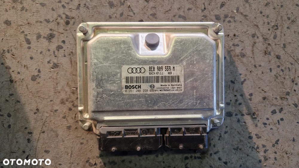 AUDI A4 B6 3.0 STEROWNIK SILNIKA 8E0909559M - 1