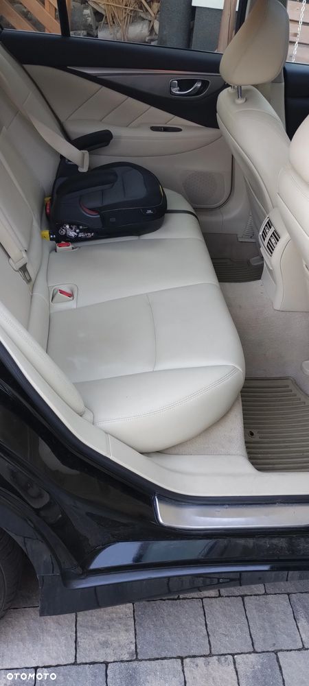 Infiniti Q50 - 11