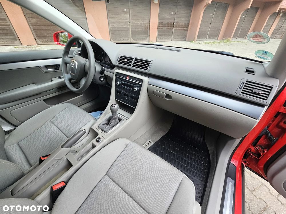 Audi A4 Avant 2.0 TDI - 23