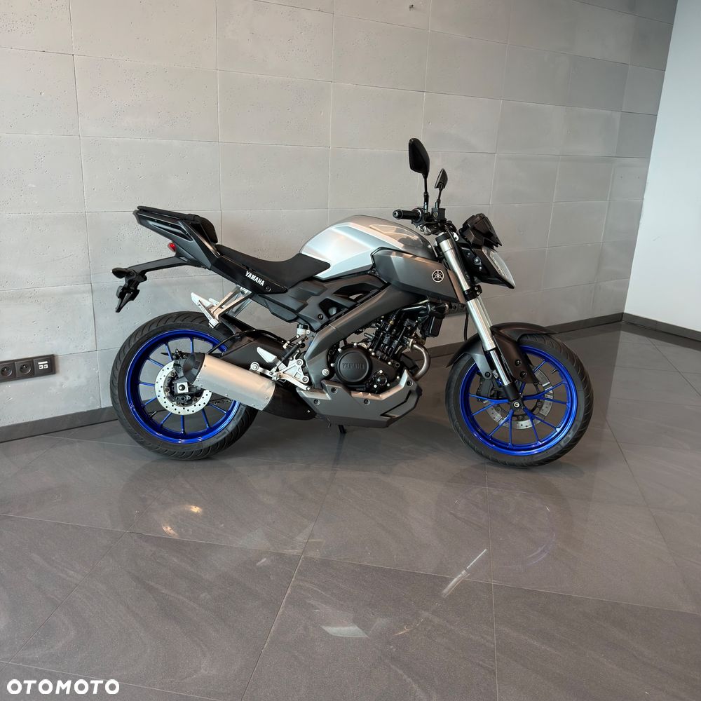 Yamaha MT - 2