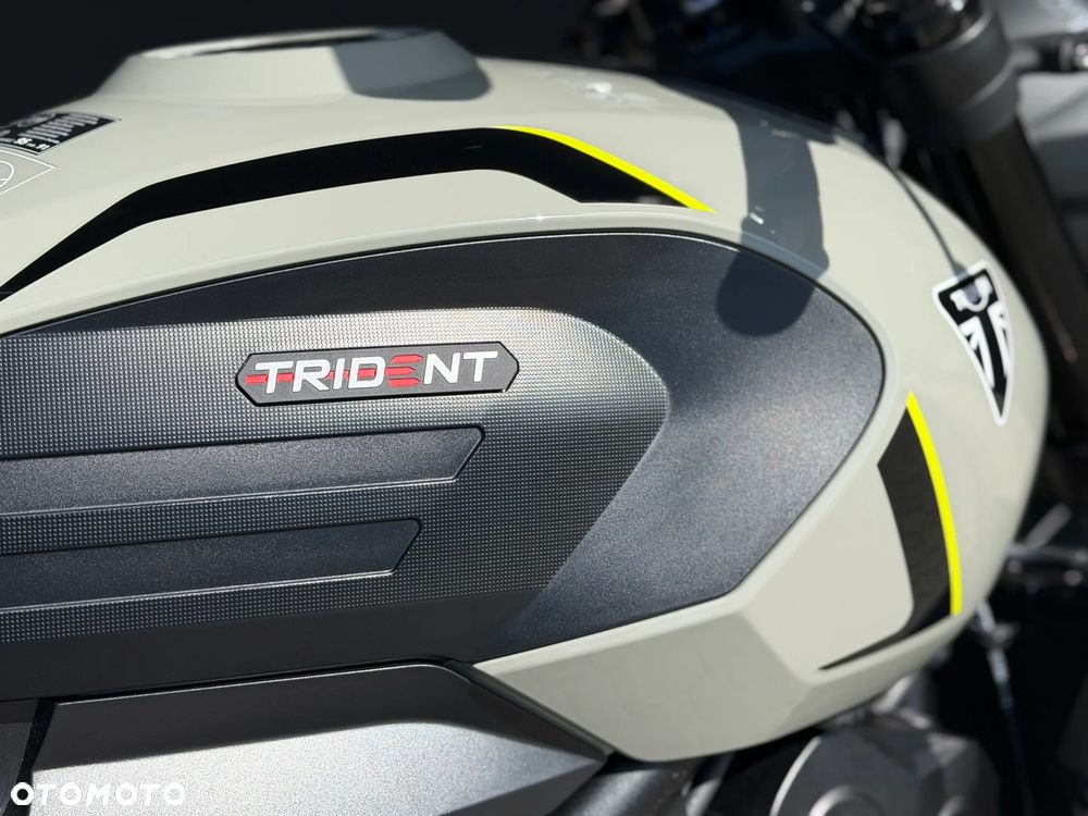Triumph Trident - 7