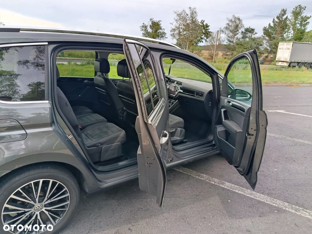 Volkswagen Touran 2.0 TDI BMT Highline DSG - 15