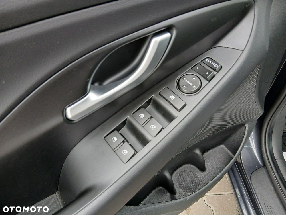 Hyundai i30 - 17