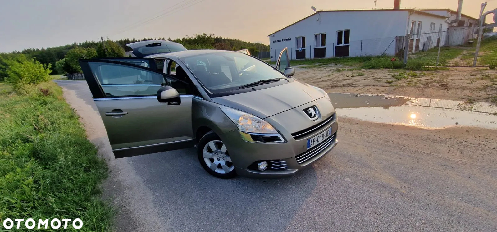 Peugeot 5008 - 2