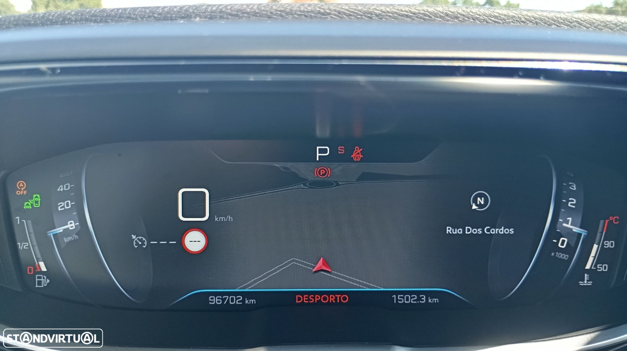 Peugeot 3008 PureTech 130 Stop & Start GPF EAT8 Allure Business-Pack - 27