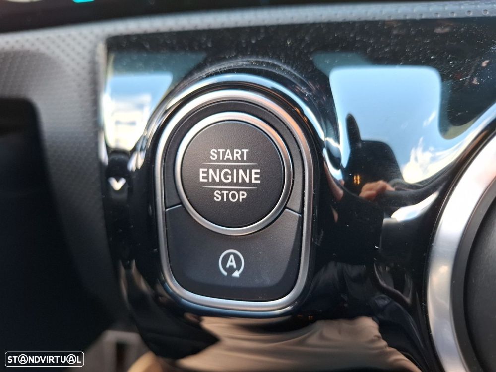 Mercedes-Benz CLA 200 d Shooting Brake AMG Line Aut. - 17