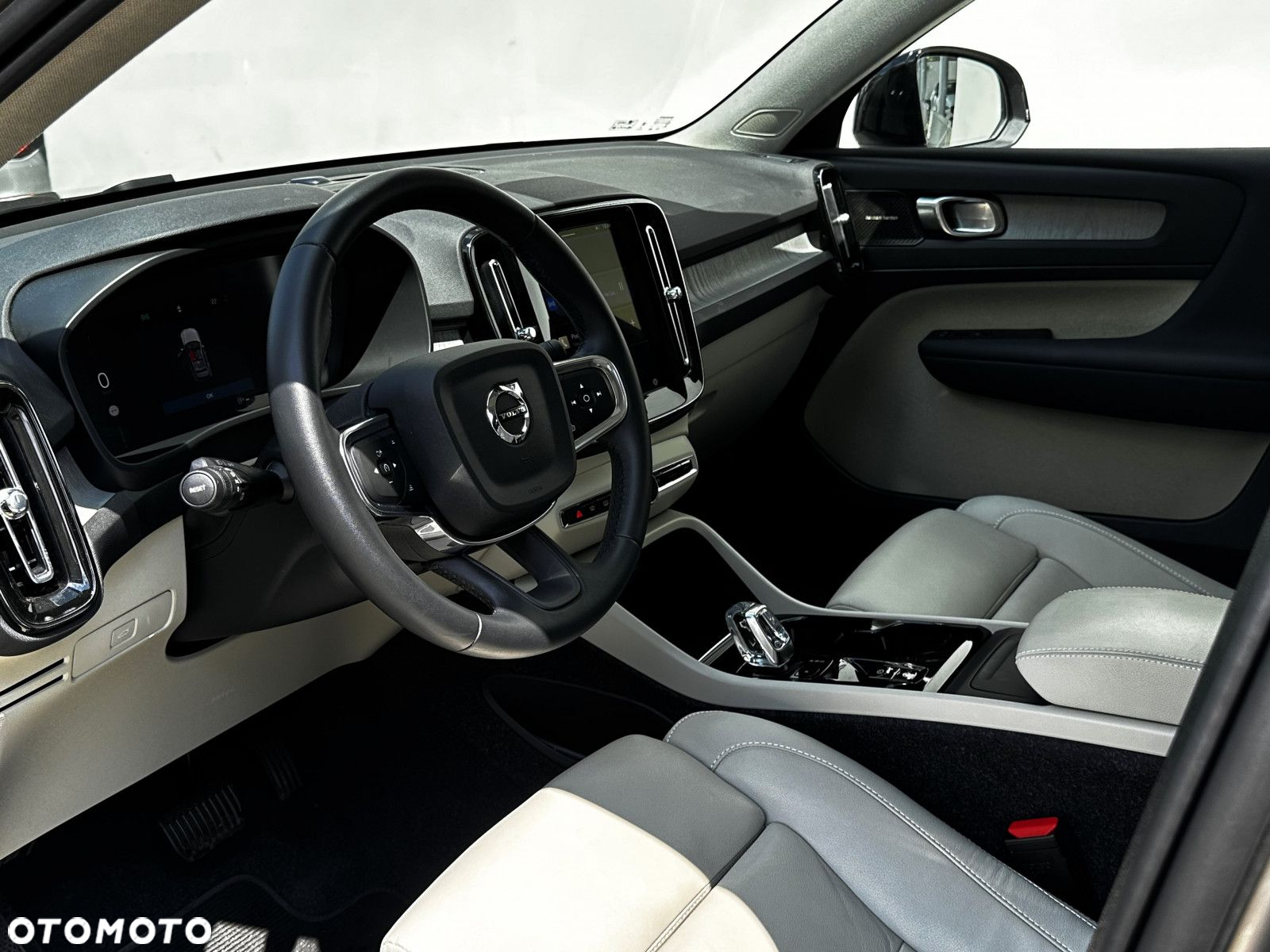 Volvo XC 40 - 21