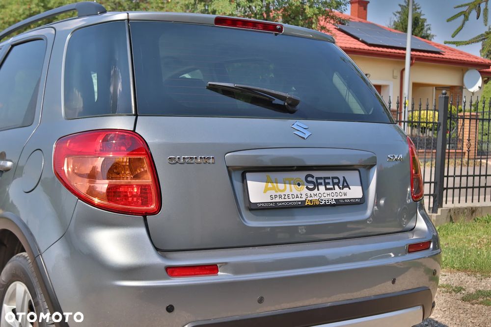 Suzuki SX4 1.6 Premium - 12