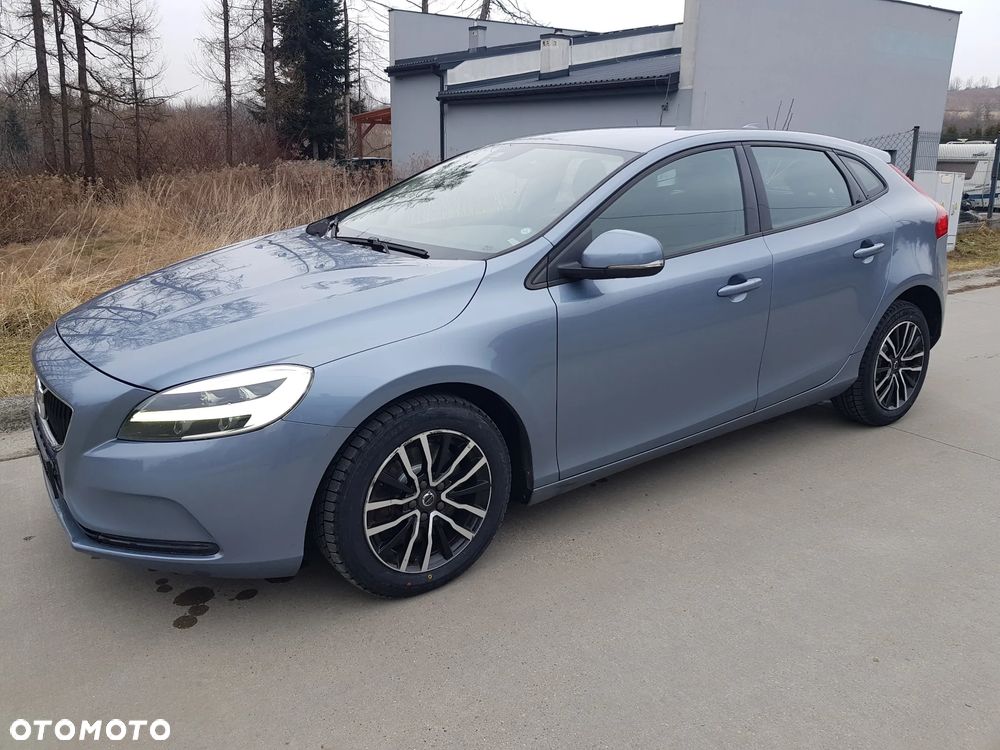 Volvo V40 D2 Geartronic Momentum - 2