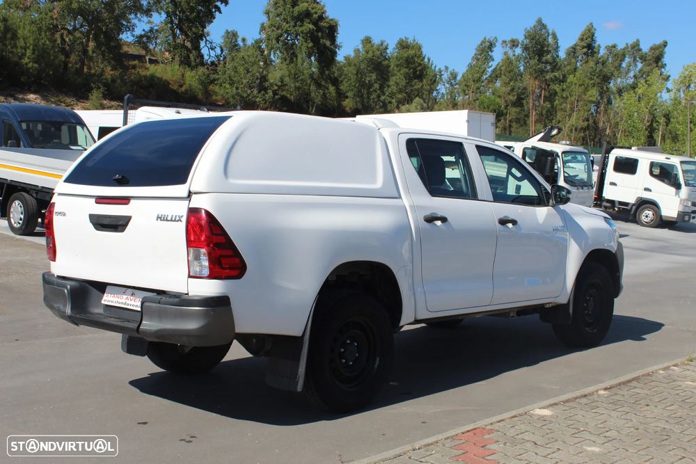 Toyota Hilux 2.4 D-4D 4WD CD CM - 5