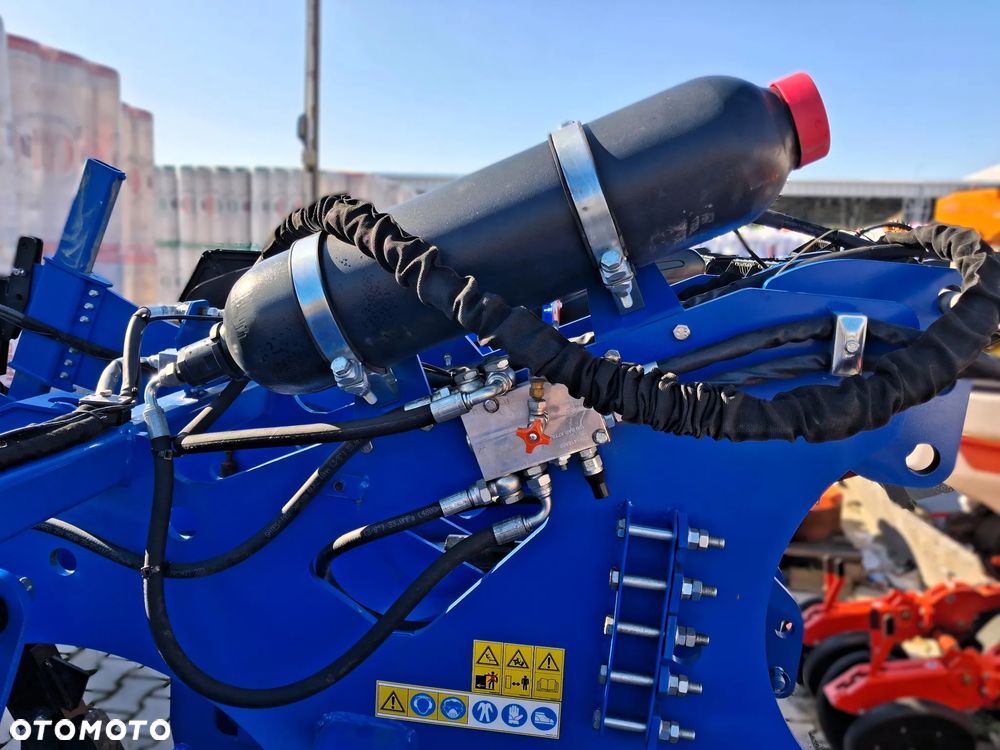 New Holland SUM 307 RH - 5