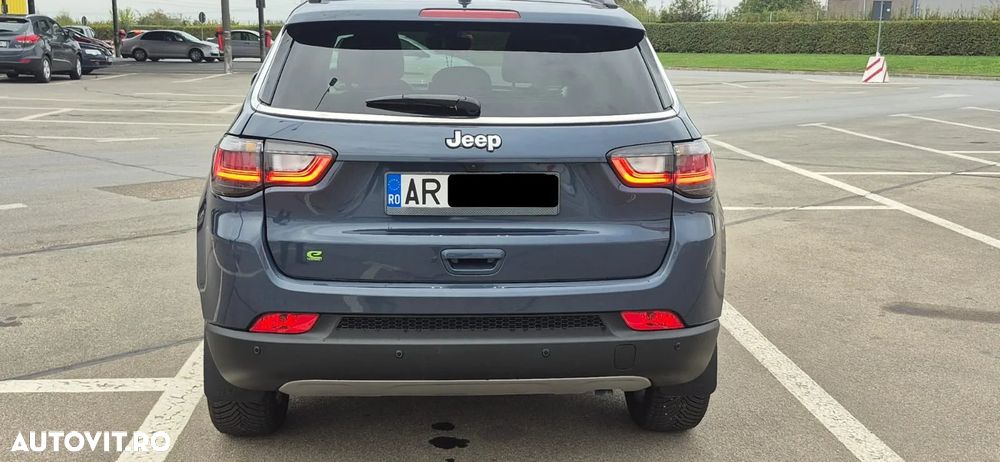 Jeep Compass - 16