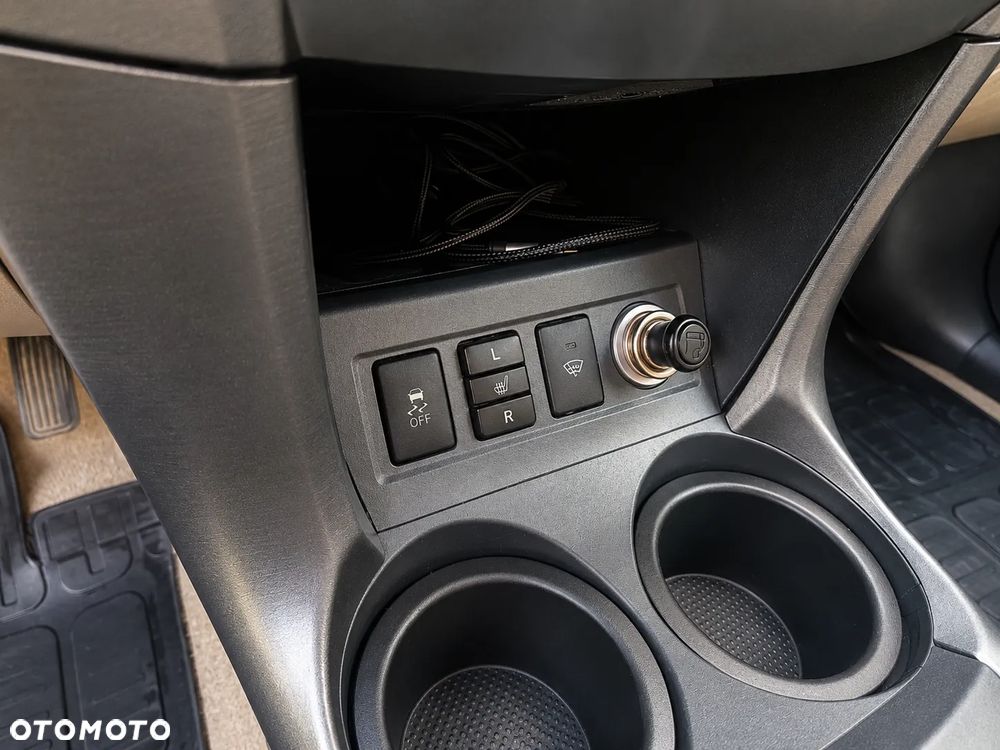 Toyota RAV4 2.0 VVT-i Premium - 16
