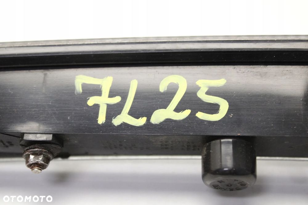 RANGE ROVER SPORT L320 LIFT 09R- TRZECIE ŚWIATŁO STOP STOPU AH32-13A613-A - 10