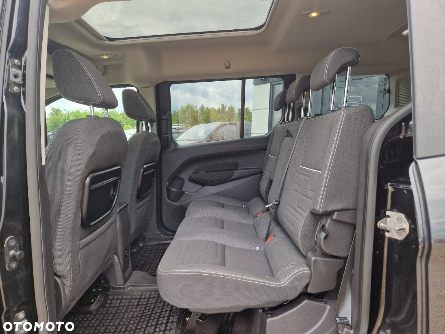 Ford Tourneo Connect Grand 1.6 TDCi Titanium - 8
