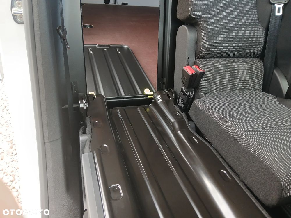 Toyota Proace City Van Long Active3 Multimedia - 19