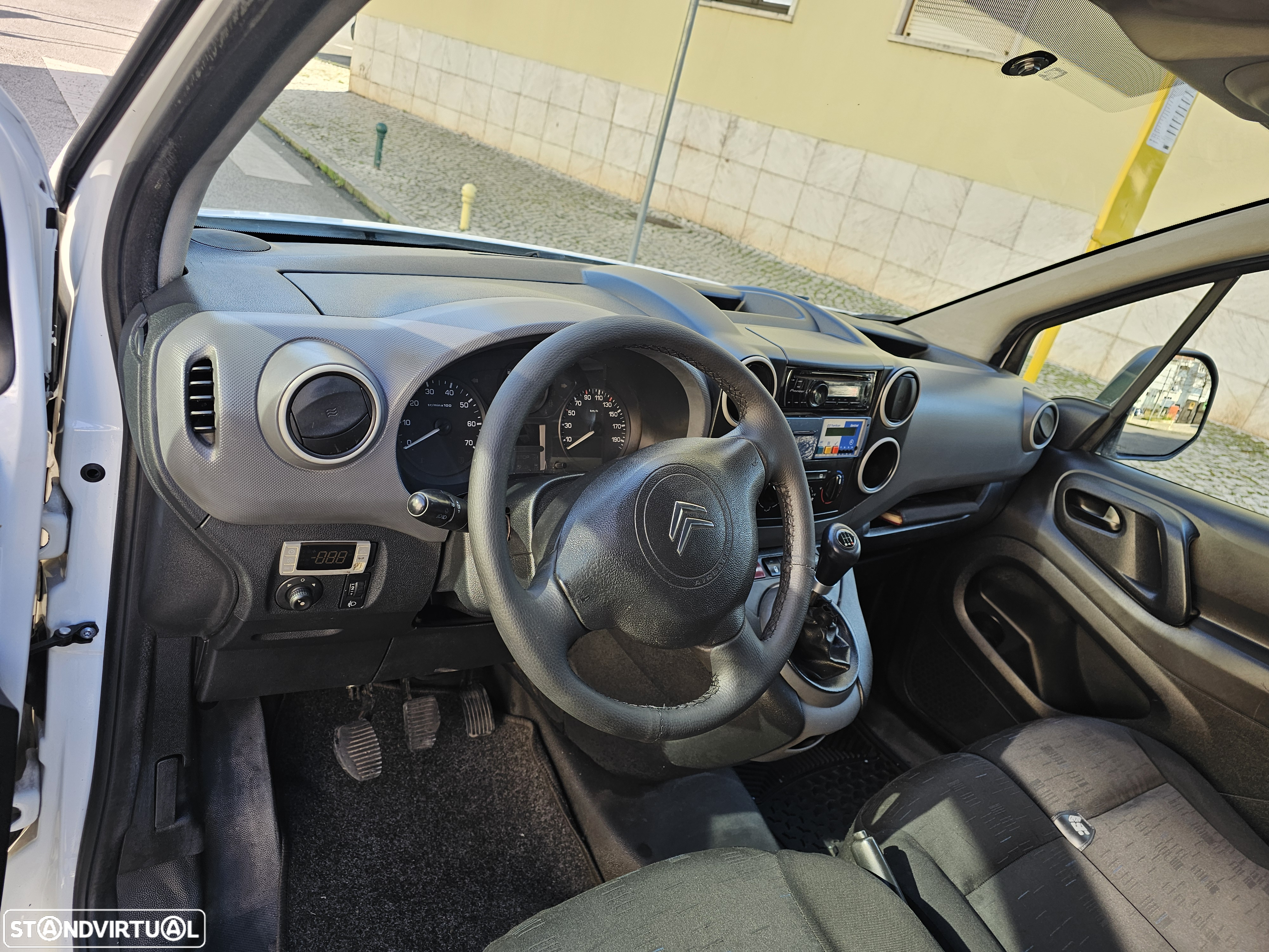 Citroën berlingo frigorífica 3LUG - 24