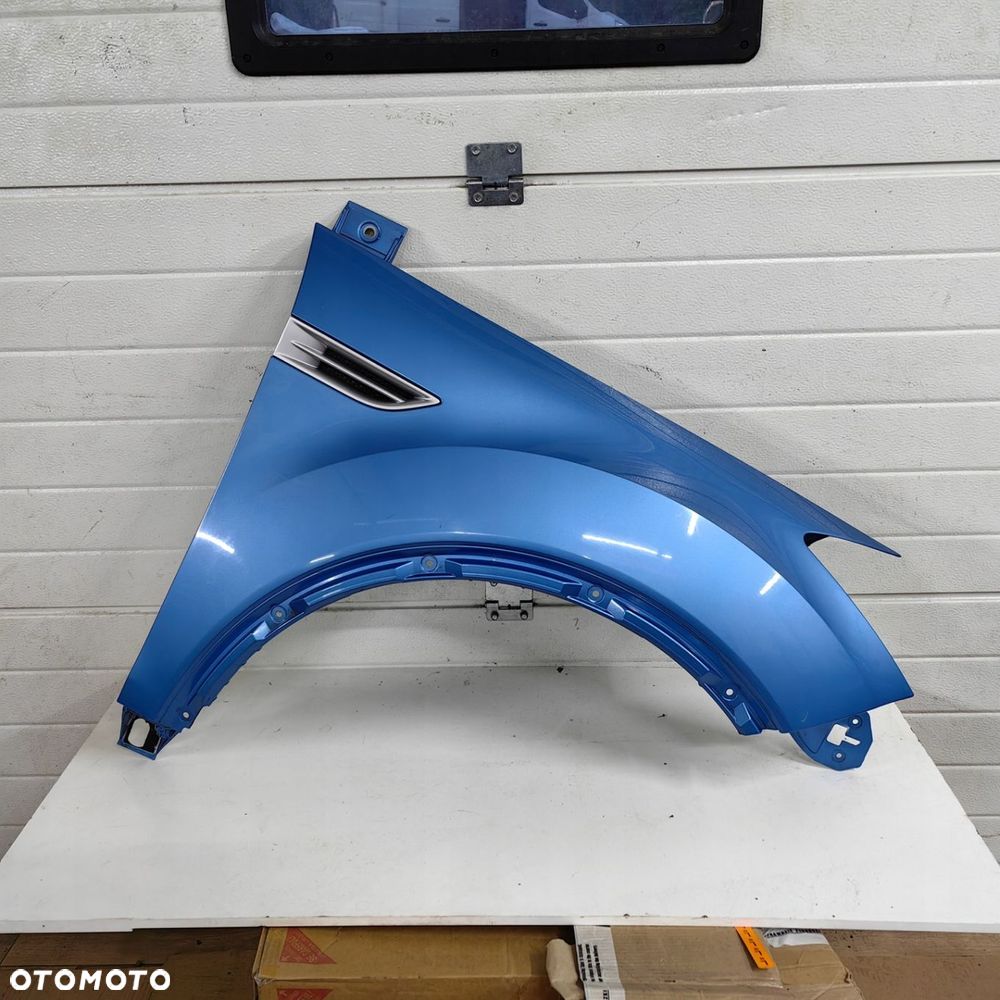 Błotnik przedni prawy Ford Kuga mk1 Q8 - 1