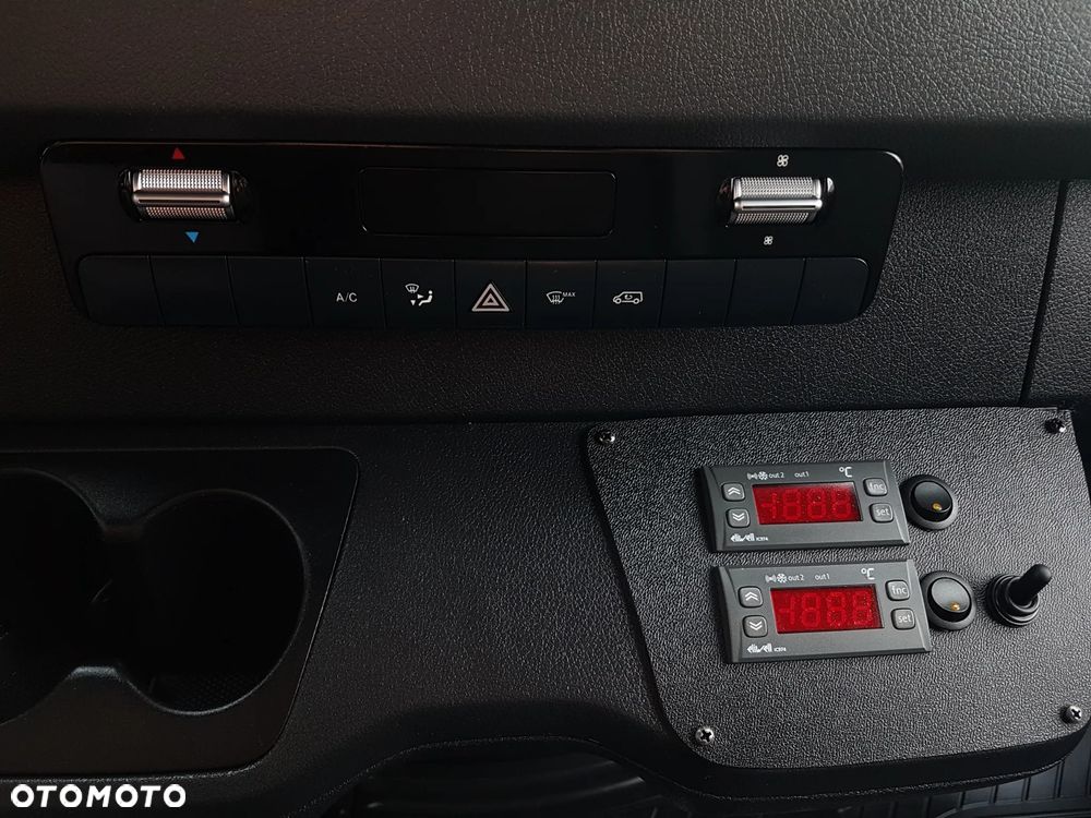 Mercedes-Benz SPRINTER MAXI CHŁODNIA AGREGAT 2 KOMORY GRZANIE KLIMA IZOTERMA 316CDI AUTOMAT BLASZAK VAN FURGON - 31