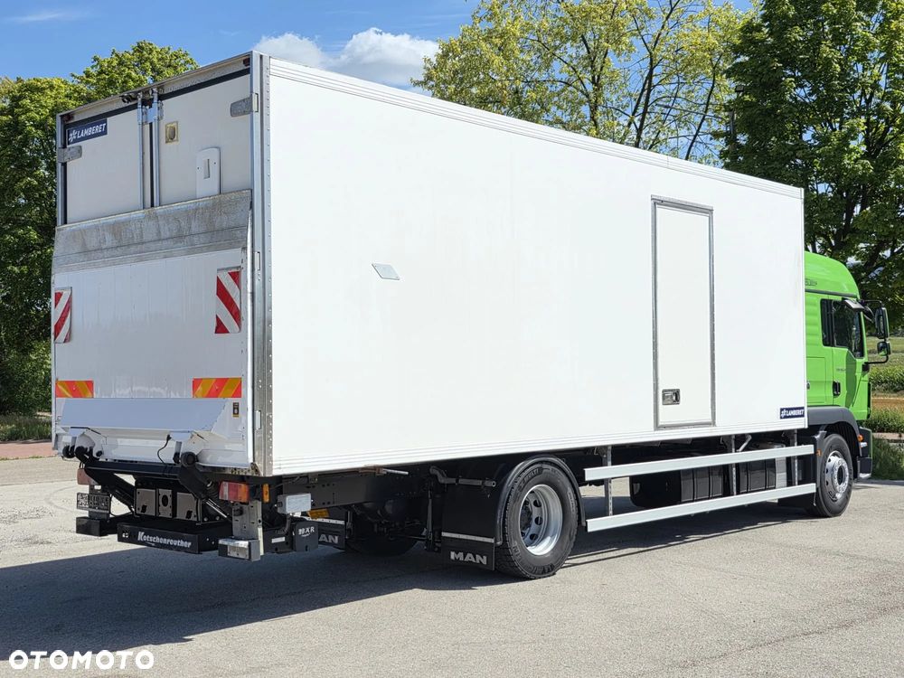 MAN TGM 18.340 / 18.290 / 15.290 / IZOTERMA / WINDA / 19PALET /E6  / SPROWADZONY / AUTOMAT / SYPIALKA / PIERWSZY WŁAŚCICIEL / BOCZNE DRZWI / STAN BARDZO DOBRY - 4