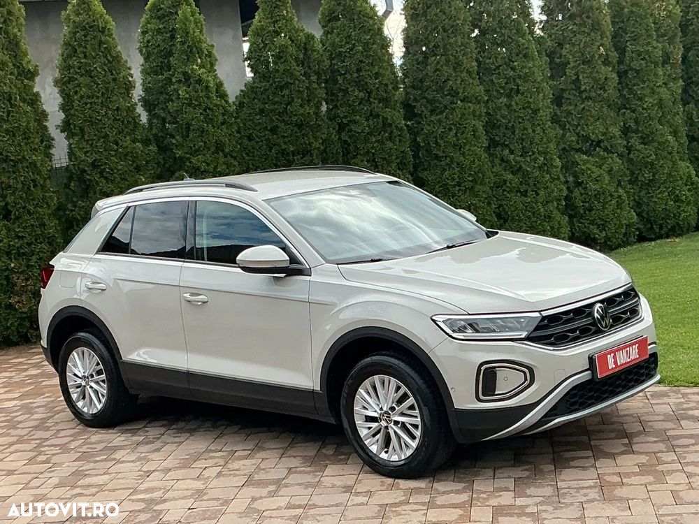 Volkswagen T-Roc 1.5 TSI DSG Life - 1