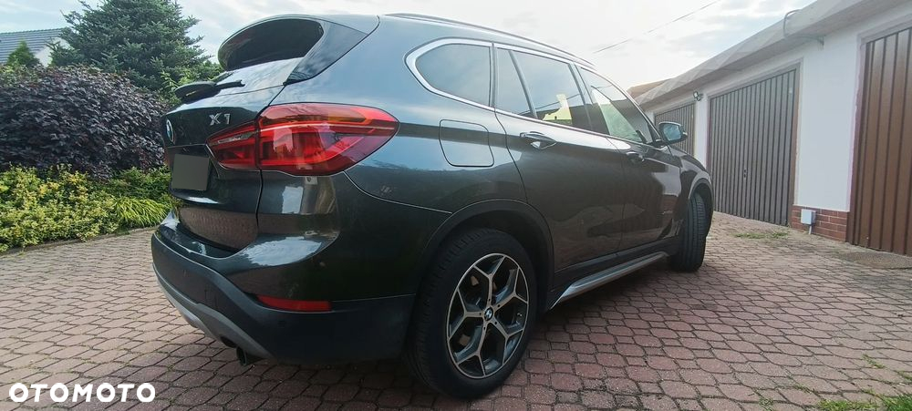 BMW X1 xDrive20d xLine - 5