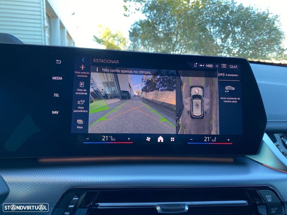 BMW X1 xDrive25e Pack Desportivo M - 14