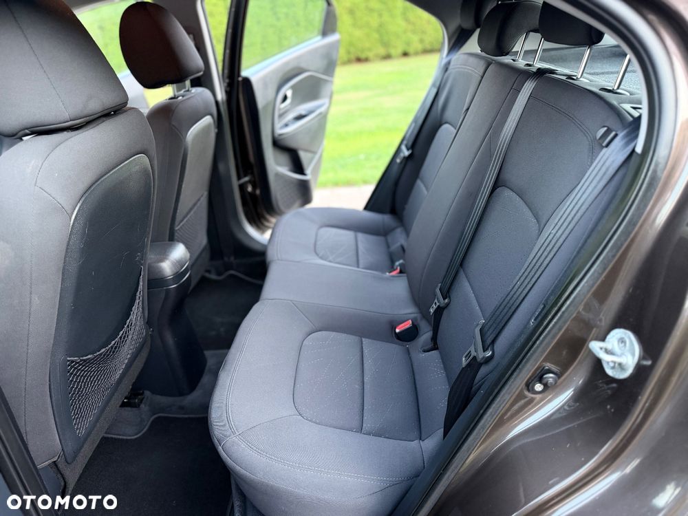 Kia Rio 1.4 CRDI Platinum Edition - 8