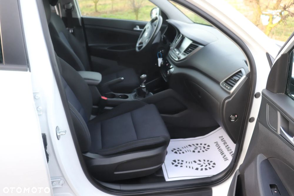 Hyundai Tucson 2.0 CRDI Comfort 4WD - 31