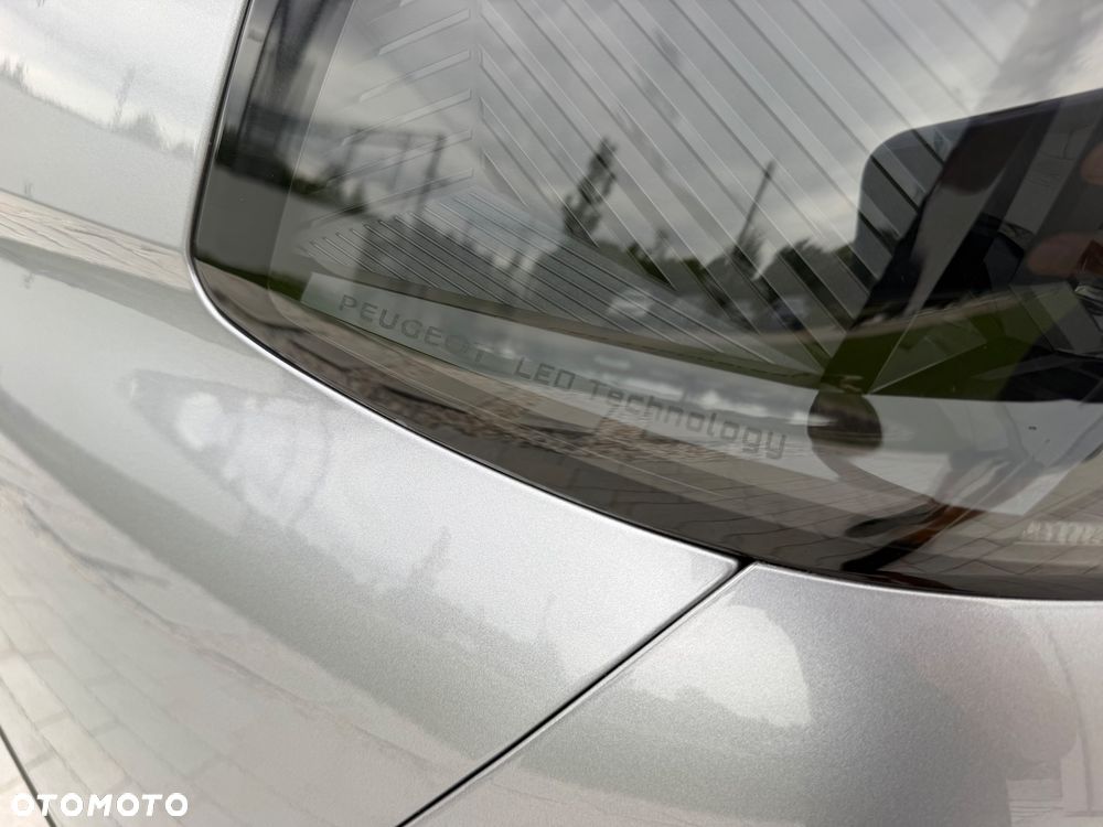 Peugeot 5008 1.6 PureTech GT S&S EAT8 - 29