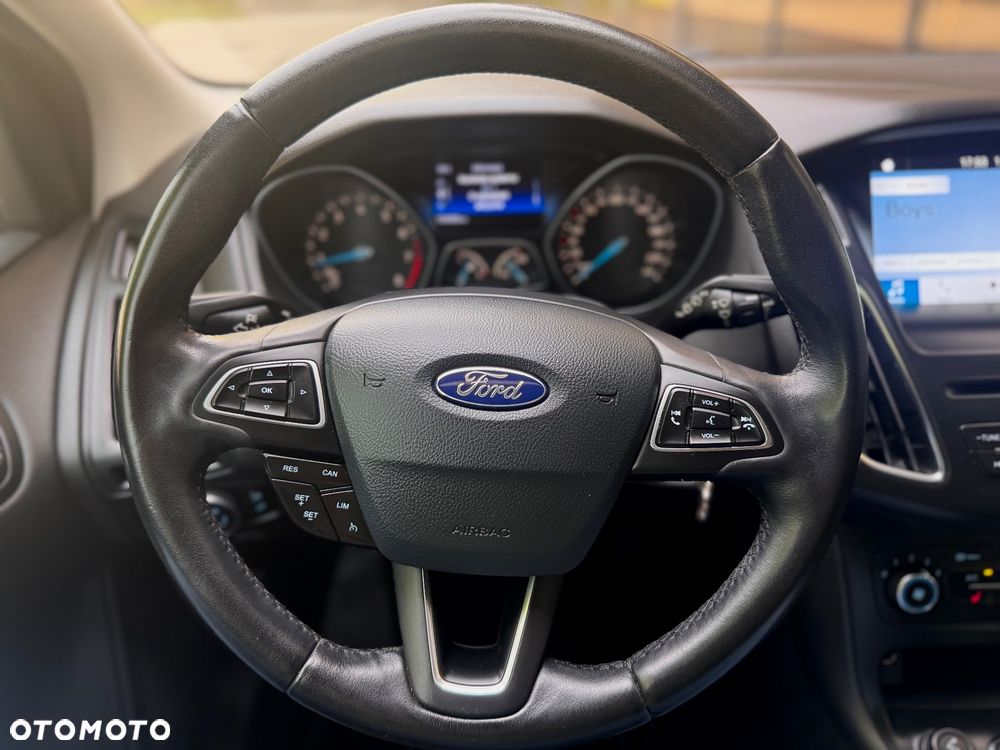 Ford Focus 1.0 EcoBoost Start-Stopp-System TITANIUM STYLE - 21
