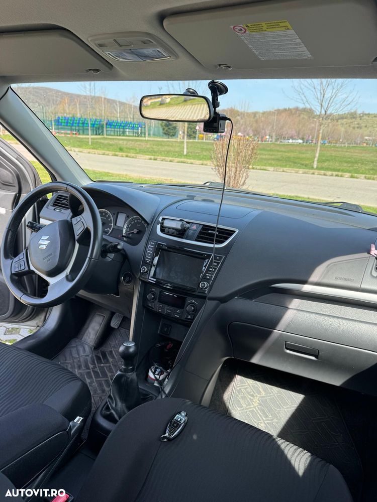 Suzuki Swift 1.2 GLX - 11