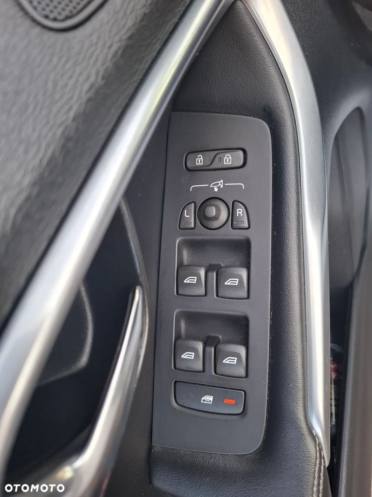 Volvo V40 D2 RDesign - 13