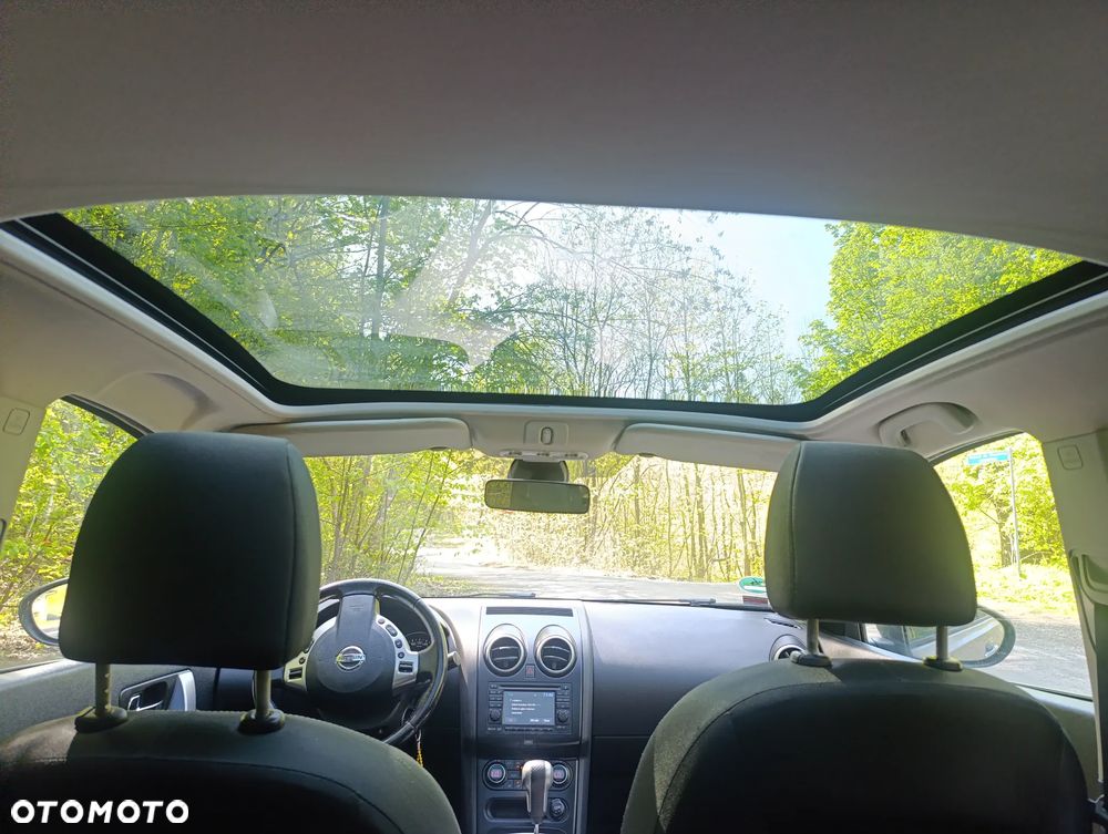 Nissan Qashqai 2.0 dCi 4x4 Tekna Premium - 16