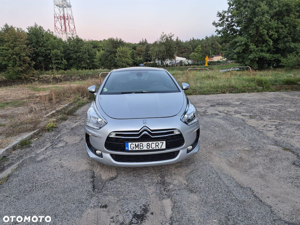 Citroën DS5 HDi 165 SoChic - 2