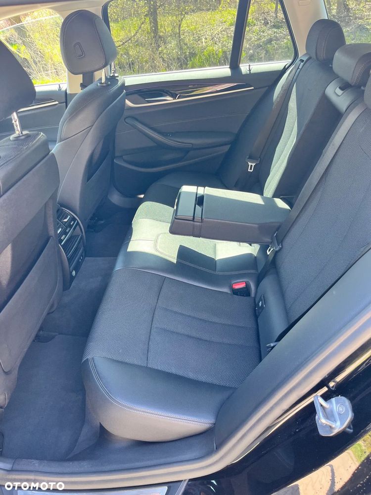 BMW Seria 5 520d Sport Line sport - 12