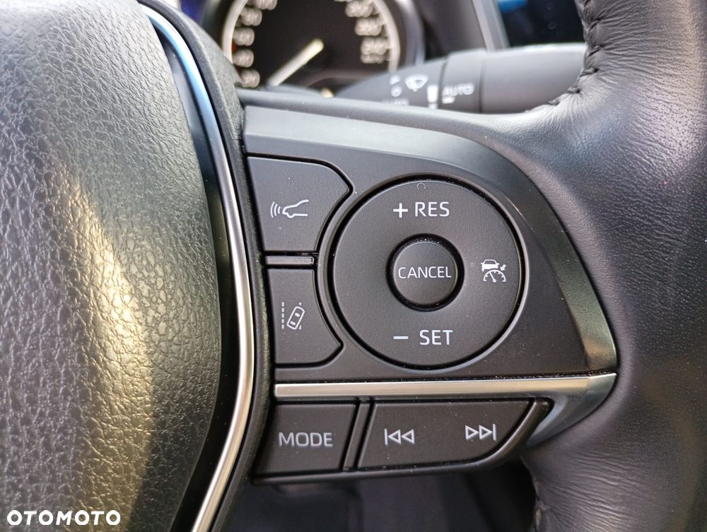 Toyota Camry 2.5 Hybrid Executive CVT - 12