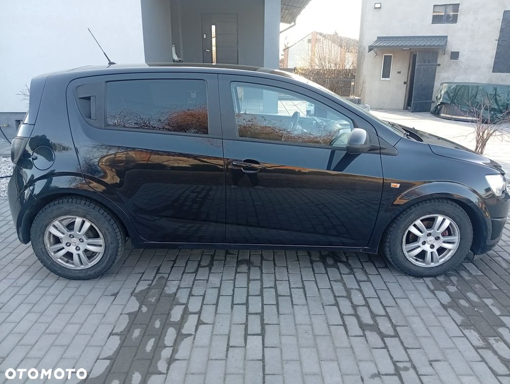 Chevrolet Aveo 1.4 LT - 13