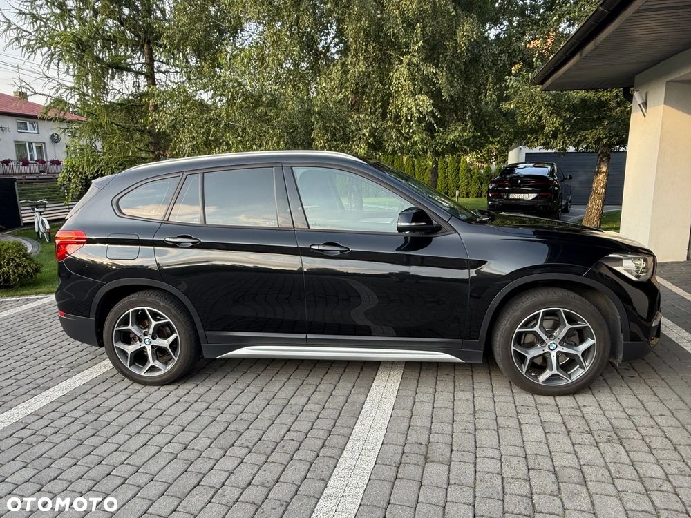 BMW X1 xDrive18d - 10