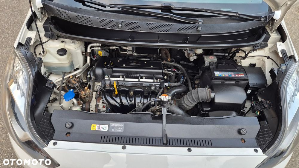 Hyundai ix20 1.4 blue Trend - 20