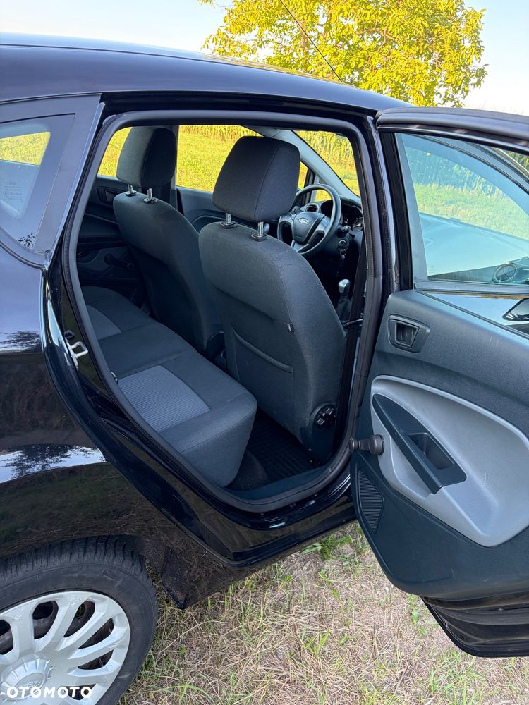 Ford Fiesta 1.25 Ambiente - 8