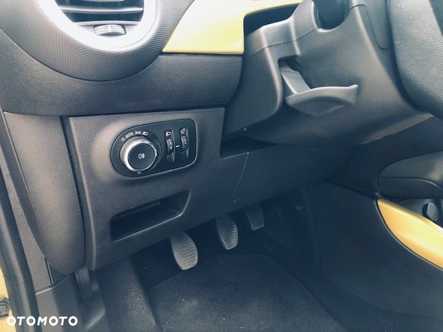 Opel Adam 1.0 Start/Stop Rocks - 32